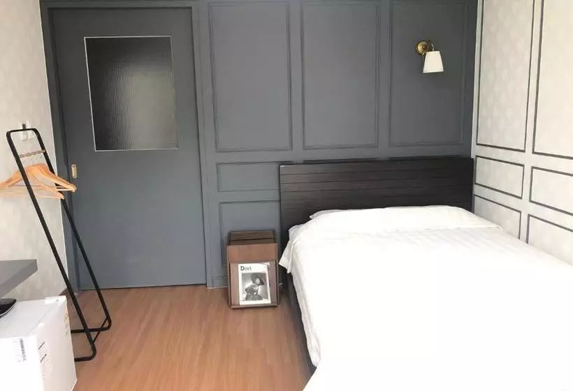 Hostel Cheukhudong 19beonji Guest House