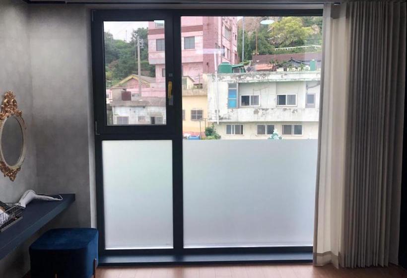 Hostel Cheukhudong 19beonji Guest House