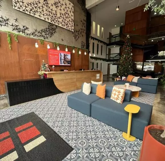 ホテル Hangar Select Aeropuerto Guadalajara