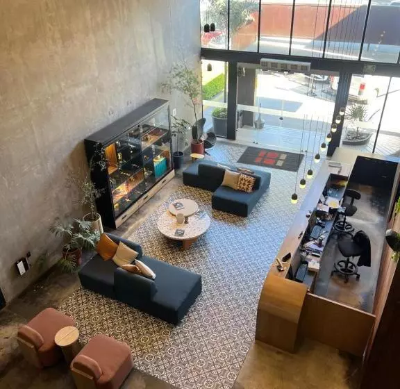 ホテル Hangar Select Aeropuerto Guadalajara