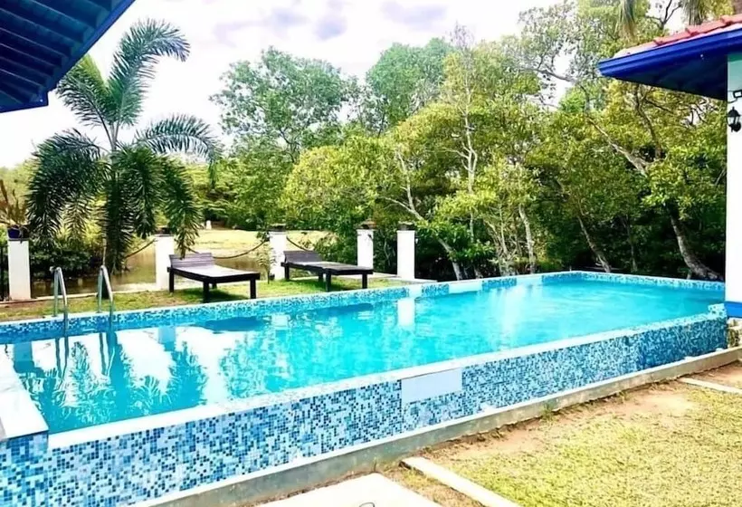 هتل Seth Villa By Magampura Resorts