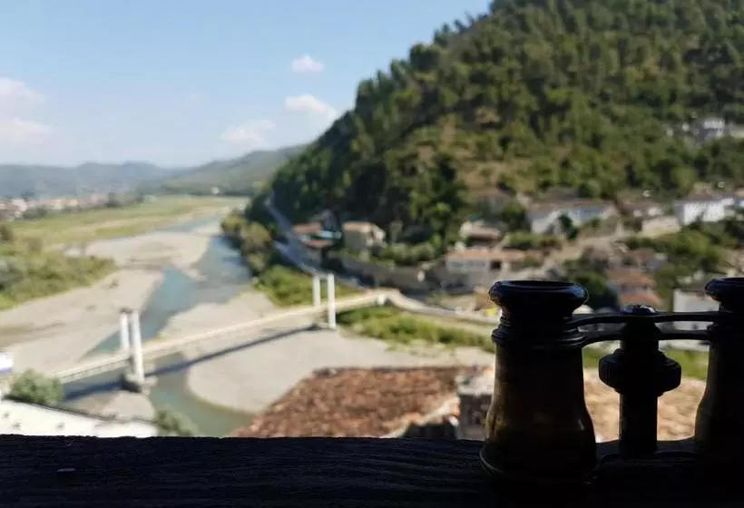 تختخواب و صبحانه Guest House Panorama