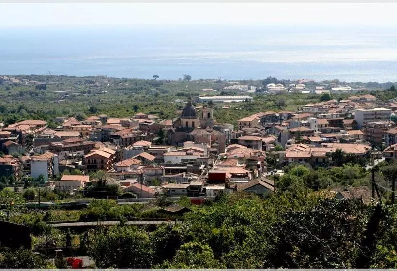 Aamiaismajoitus (B&B) Sotto L Eremo