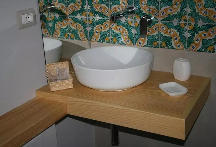 Aamiaismajoitus (B&B) Sotto L Eremo