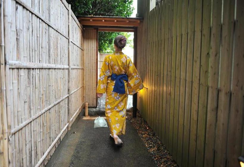 ホテル Cocorone Lodge And Spa