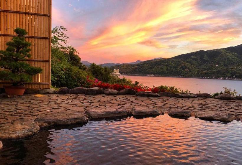 ホテル Cocorone Lodge And Spa