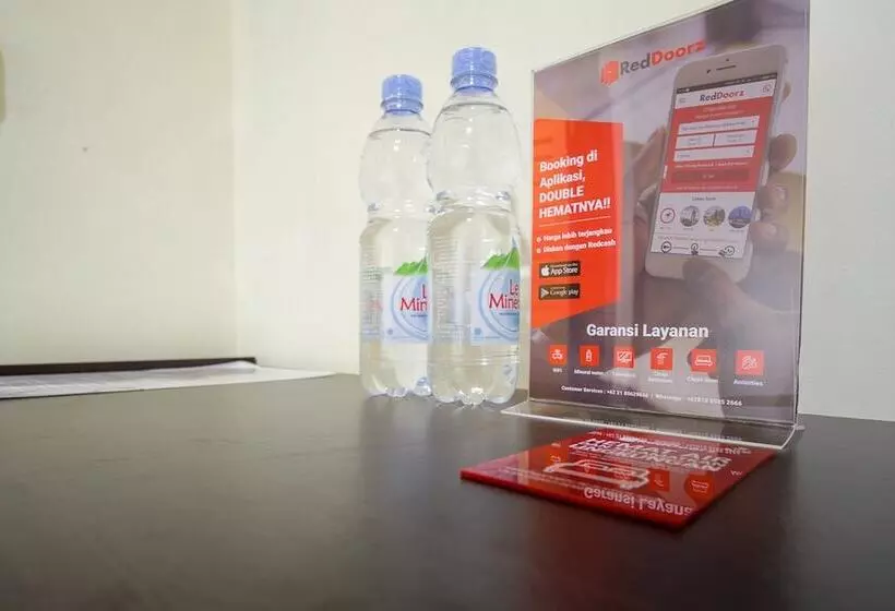 Majatalo Reddoorz Near Taman Kota Ternate