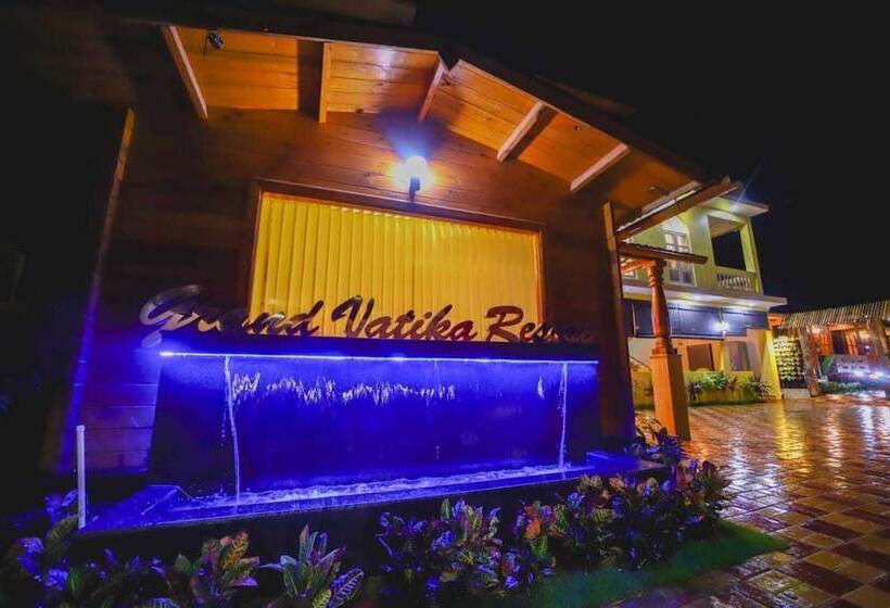 Grand Vatika Resort