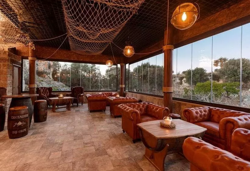 Hotelli Masseria Torre Rossa