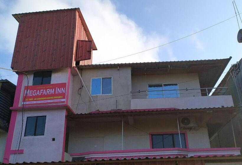 Hotell Megafarm Inn