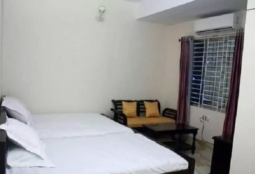 هتل Rodela International