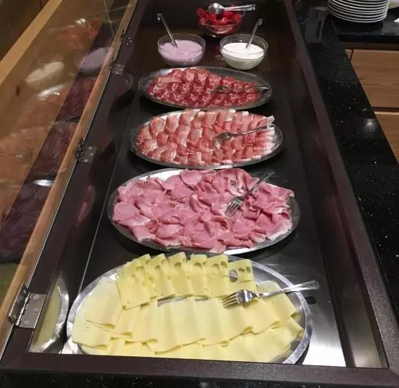 ユースホステル Gasthof Schneiderwiesen