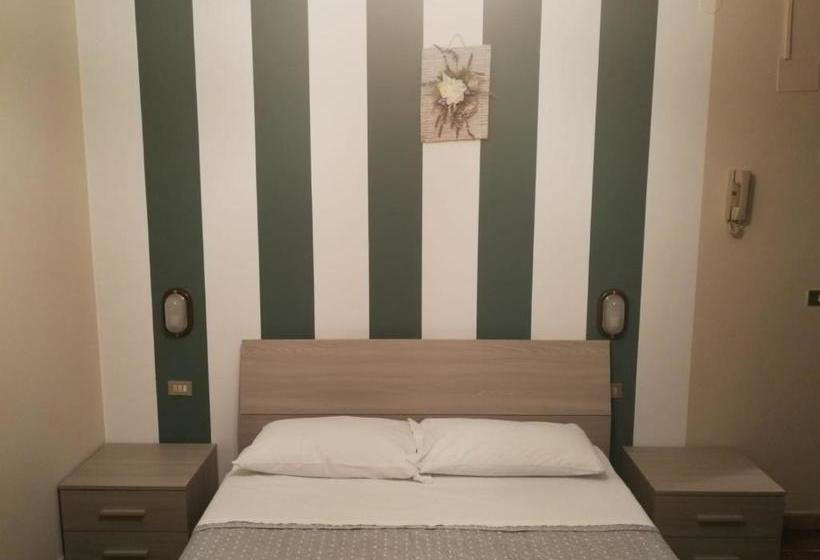 בית מלון כפרי La Buca Delle Fate Ristorante Albergo