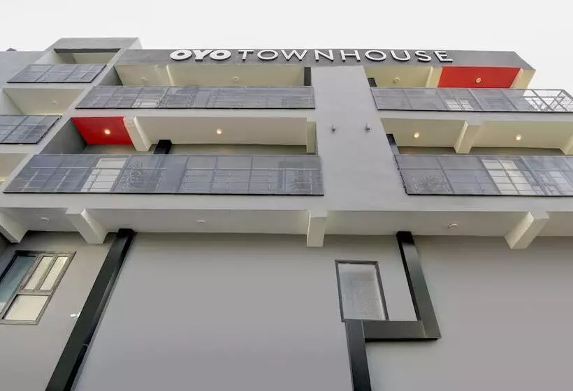 ホテル Townhouse 138 Suraj Kund