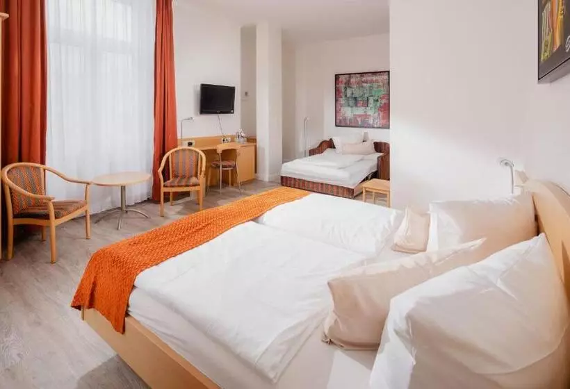 Hotelli Künstlerhaus