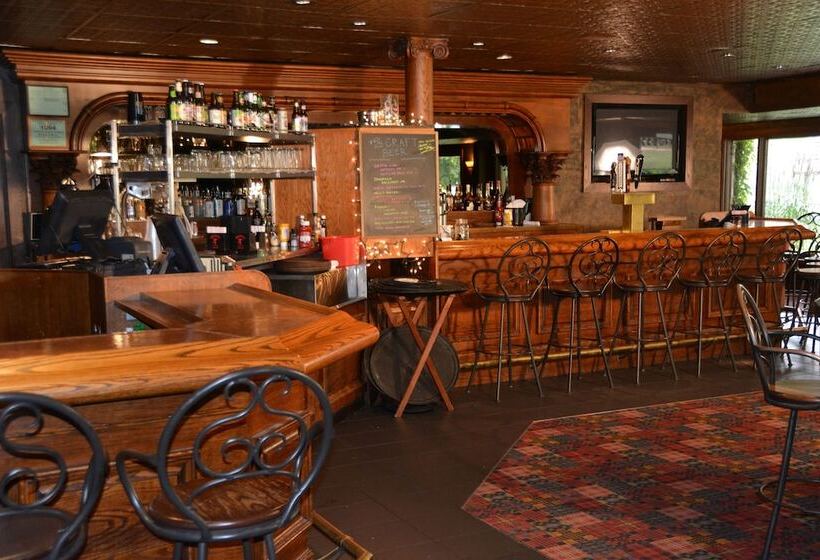 Курорт The Highlands At Harbor Springs