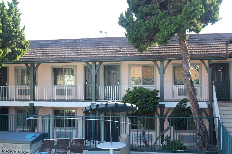 בית מלון כפרי Best Whittier Inn