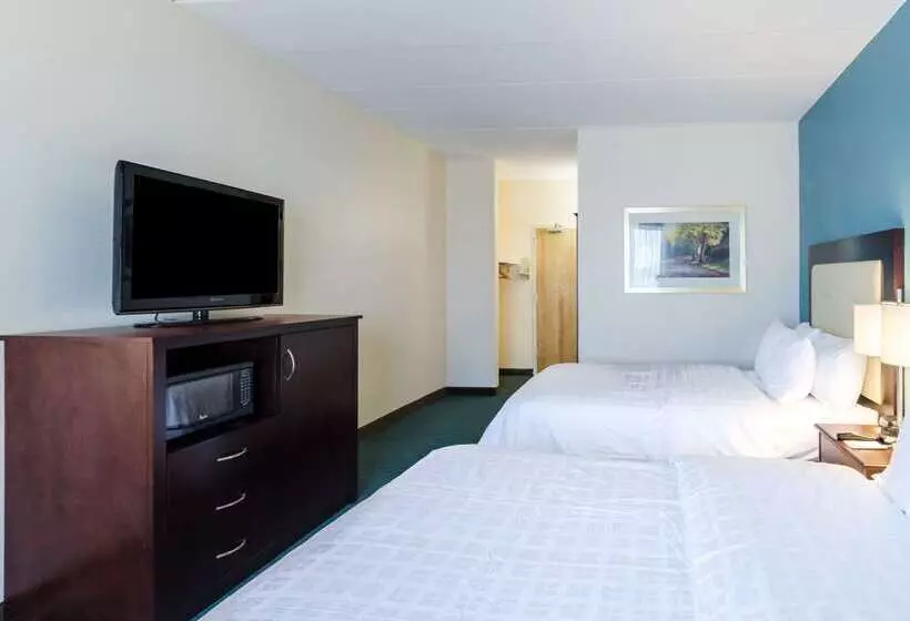 호텔 Clarion  And Aqua Lagoon Waterpark