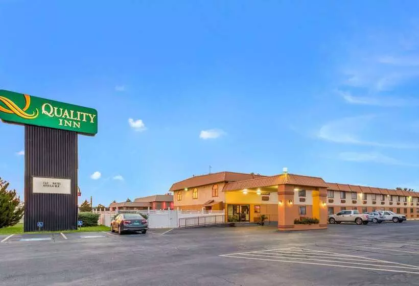 Отель Quality Inn