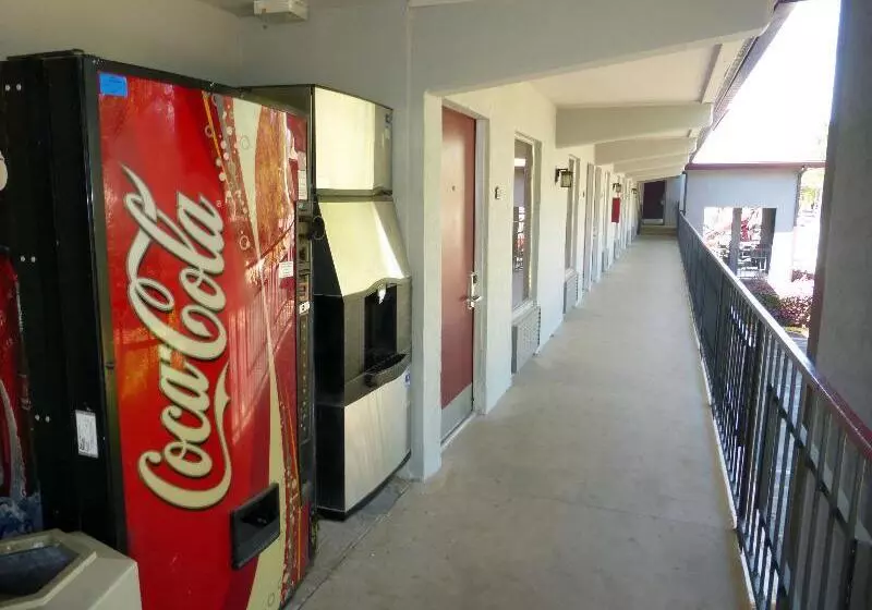 ホテル Red Roof Inn Tallahassee East