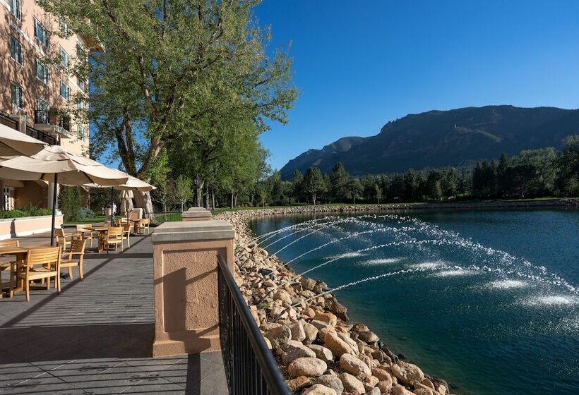 هتل The Broadmoor