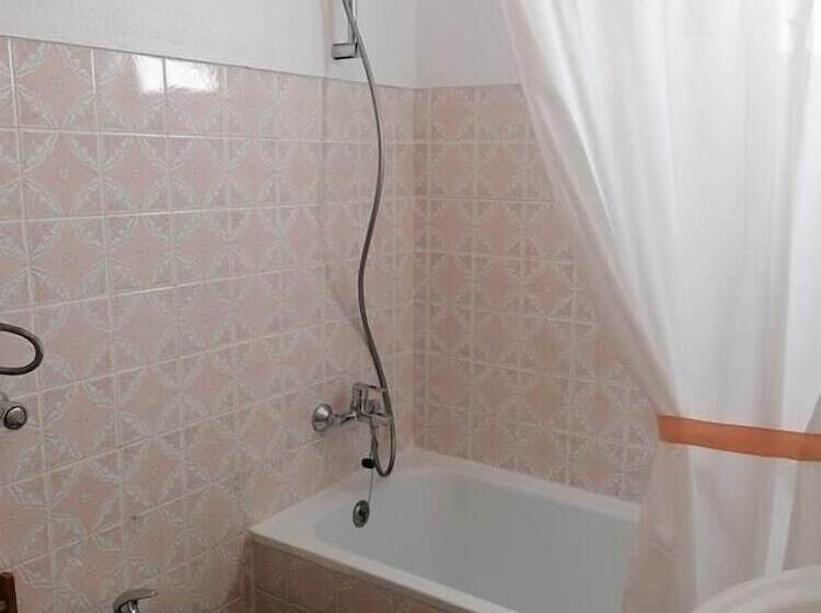 호스텔 Carlo S Beach Guest House