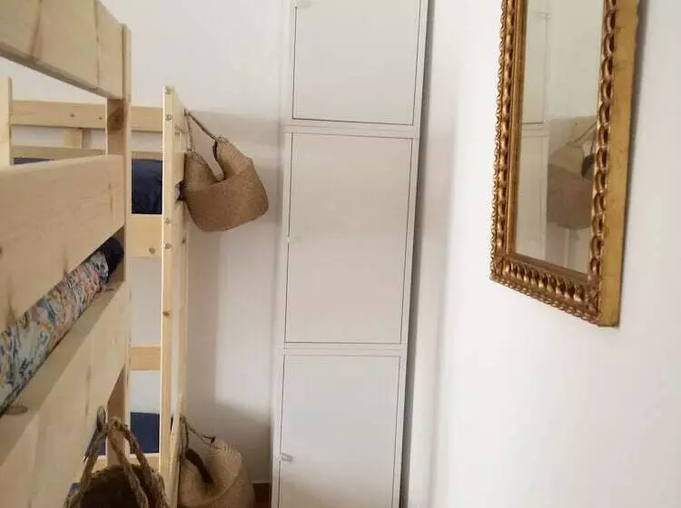 هاستل Carlo S Beach Guest House