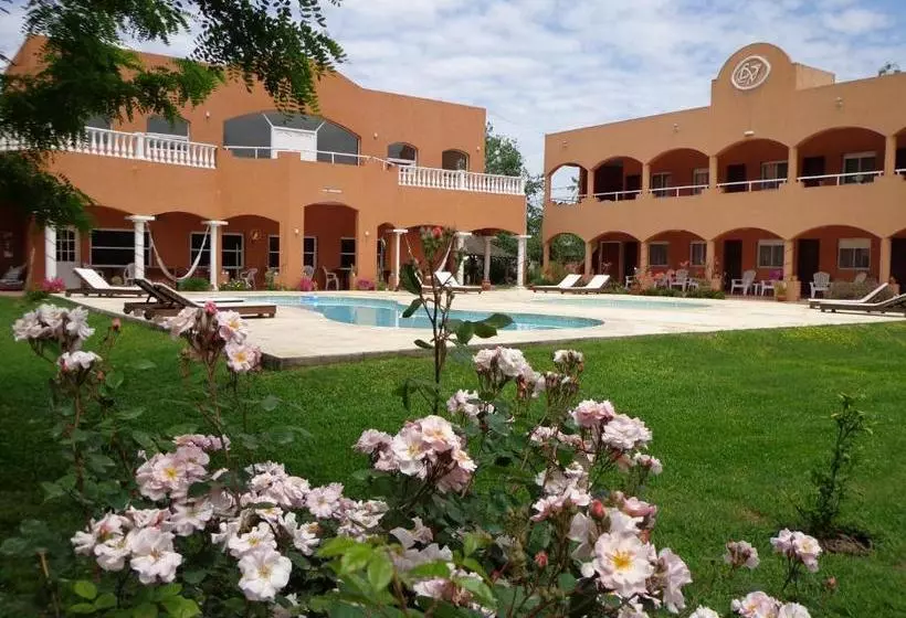 Hotelli Las Victorias Apart