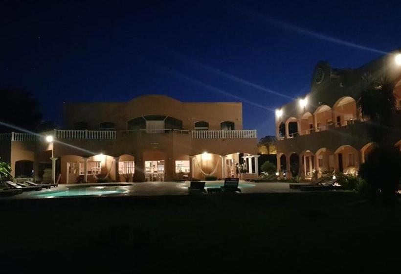 فندق Las Victorias Apart