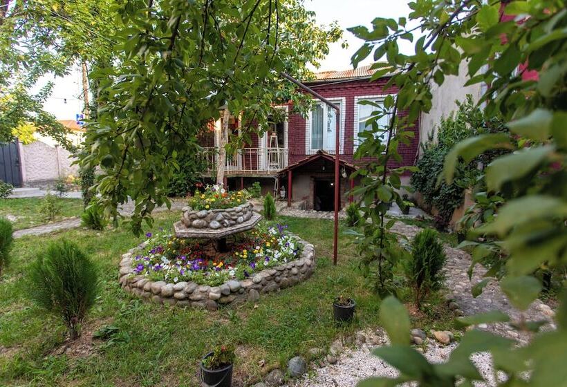 تختخواب و صبحانه Book