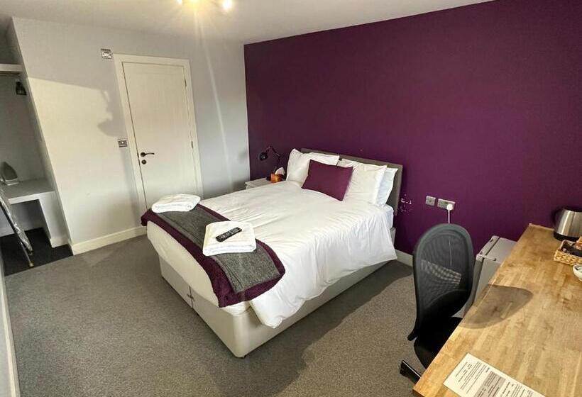 펜션 Arlan House, Central Basingstoke