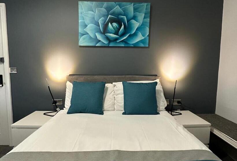 펜션 Arlan House, Central Basingstoke