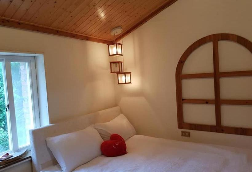 پانسیون Eternal Seaside House