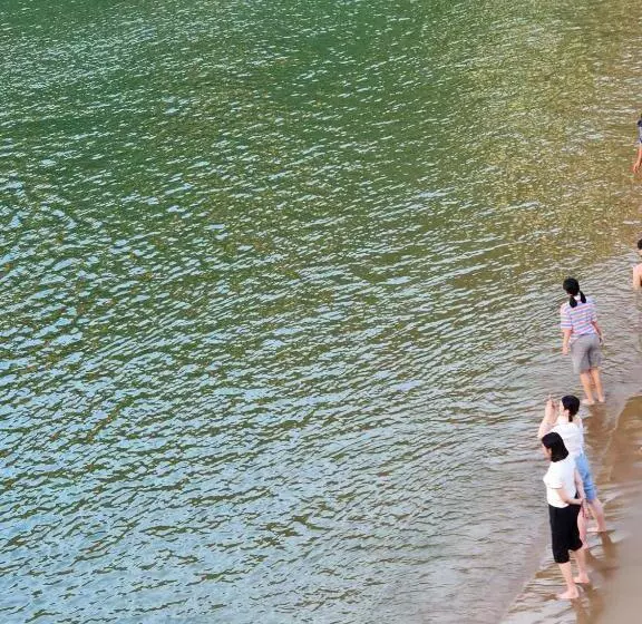 پانسیون Eternal Seaside House