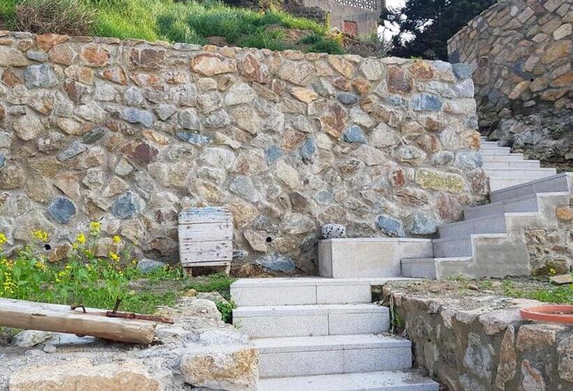 پانسیون Eternal Seaside House