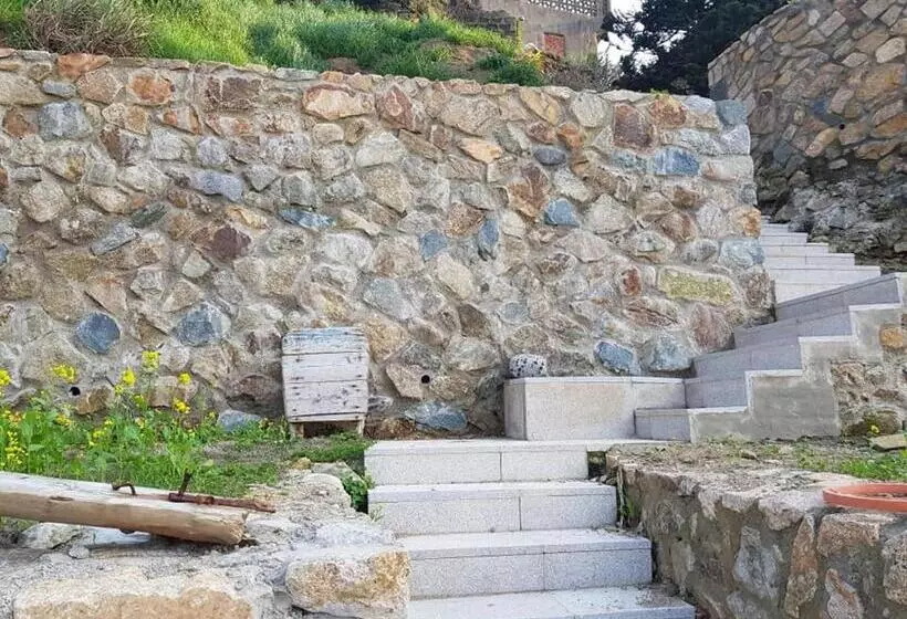 پانسیون Eternal Seaside House