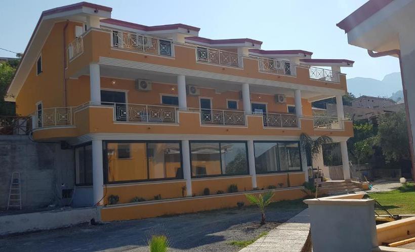 بنسيون Le Quattro Rose