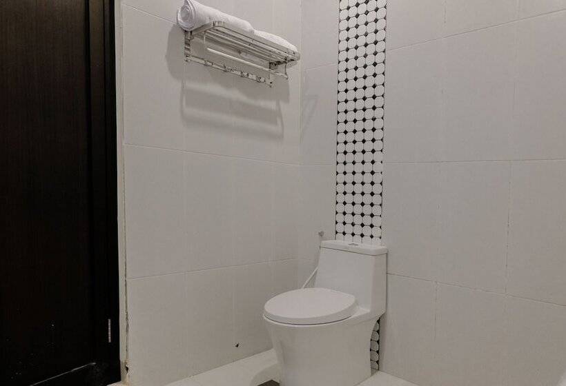 בית מלון כפרי Oyo 1110 Ijen Boutique Residence