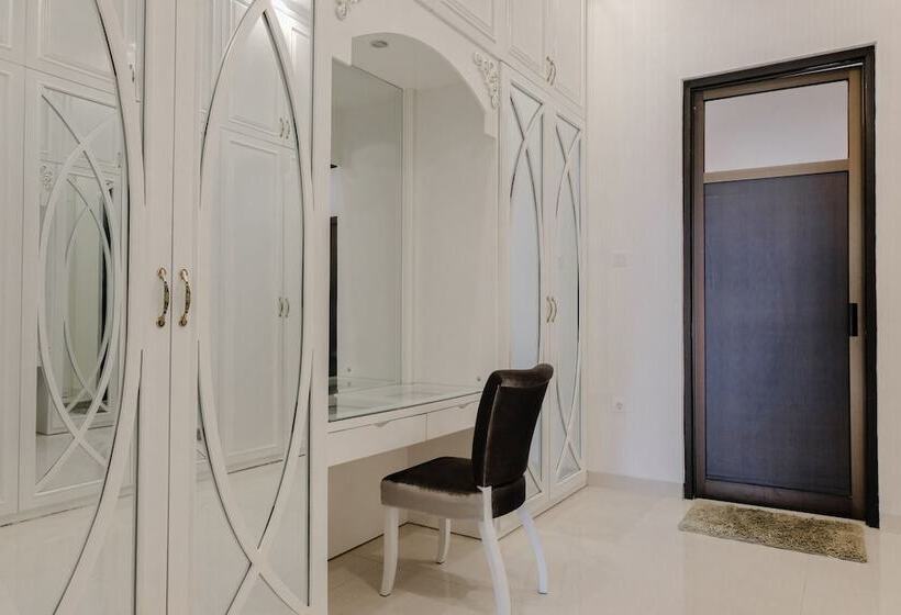 בית מלון כפרי Oyo 1110 Ijen Boutique Residence