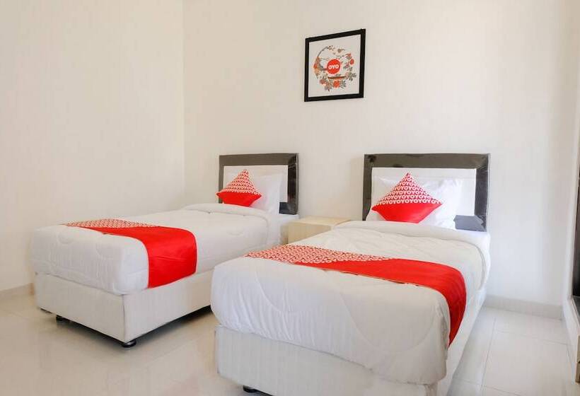 בית מלון כפרי Oyo 1110 Ijen Boutique Residence