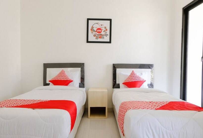 בית מלון כפרי Oyo 1110 Ijen Boutique Residence