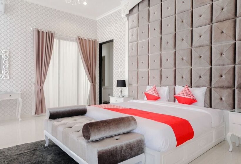 בית מלון כפרי Oyo 1110 Ijen Boutique Residence