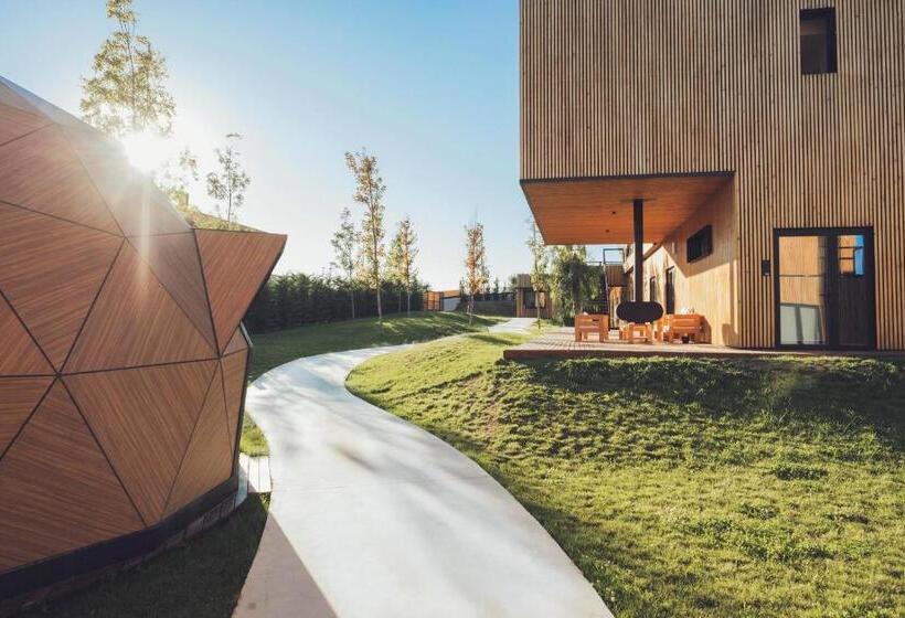 Moana Eco Surf House   Hostel