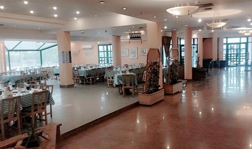 هتل Royal Beach Resort Sudr