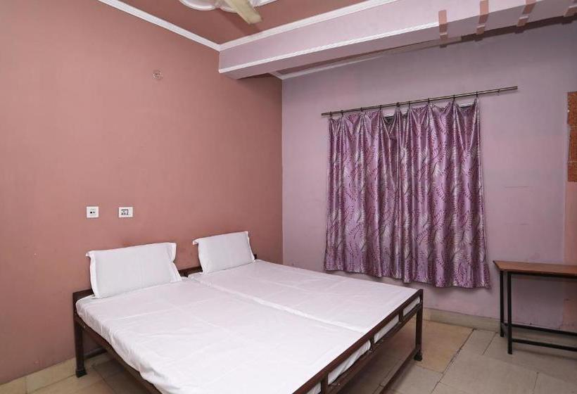 酒店 Spot On 40652  Sai Niwas