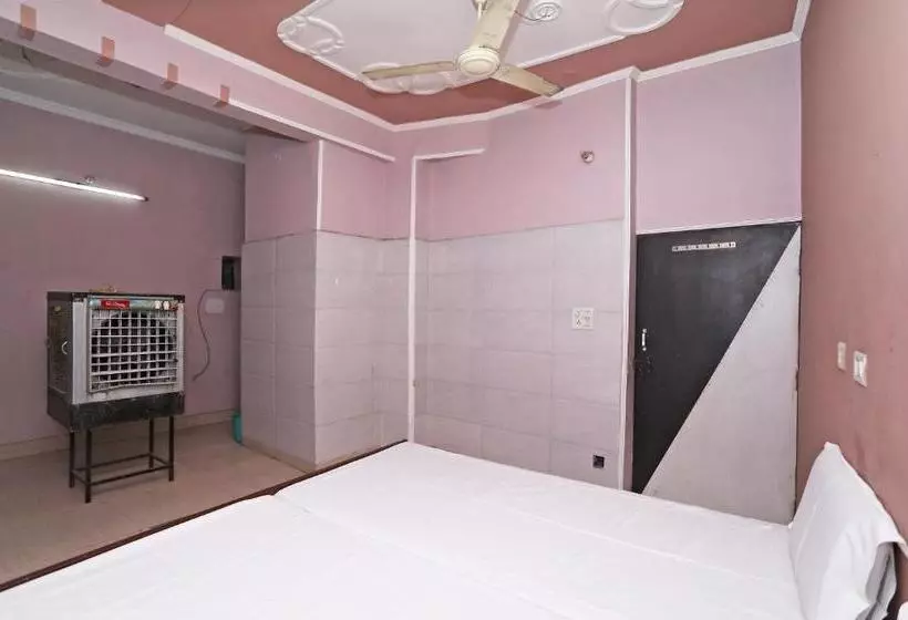 Hotelli Spot On 40652 Sai Niwas
