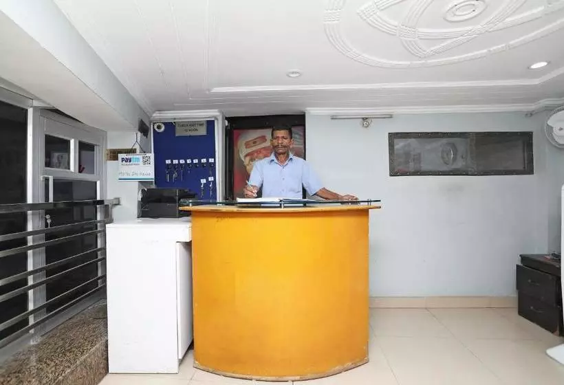 Hotelli Spot On 40652 Sai Niwas