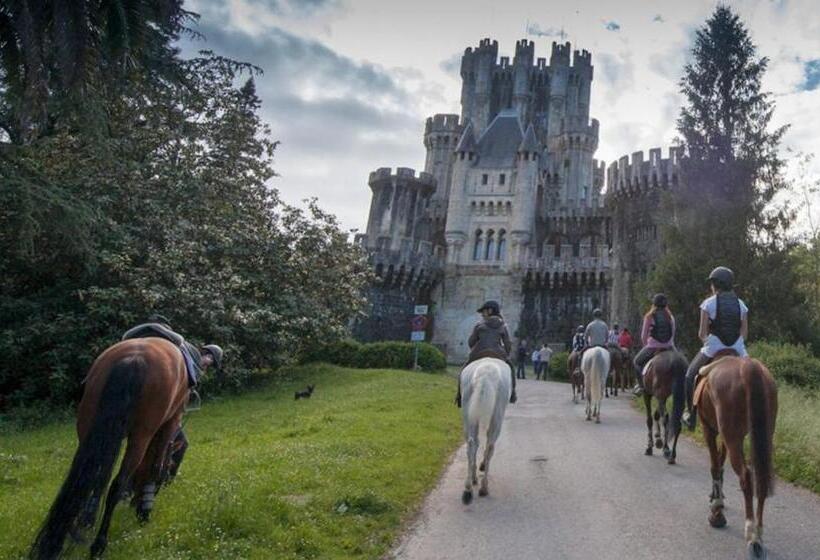 Moana Eco Surf House   Hostel