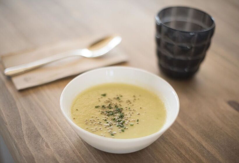 Moana Eco Surf House   Hostel