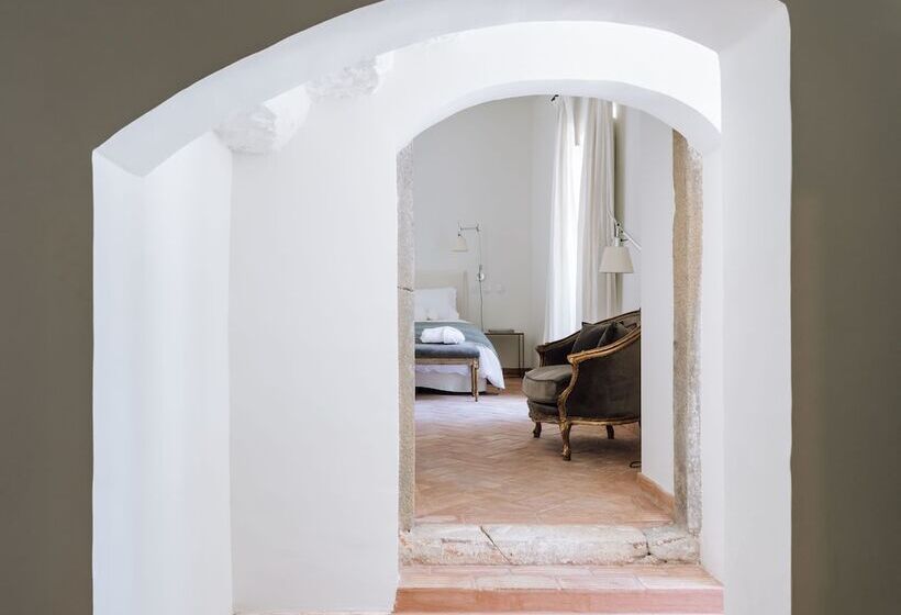 پانسیون Travassos 11